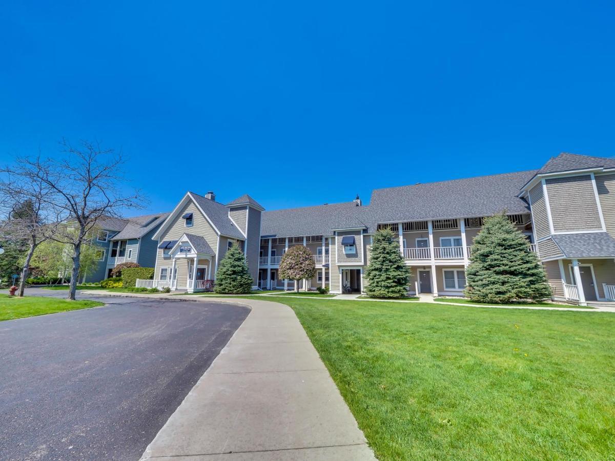 311 Water Street Inn Boyne City Exterior photo